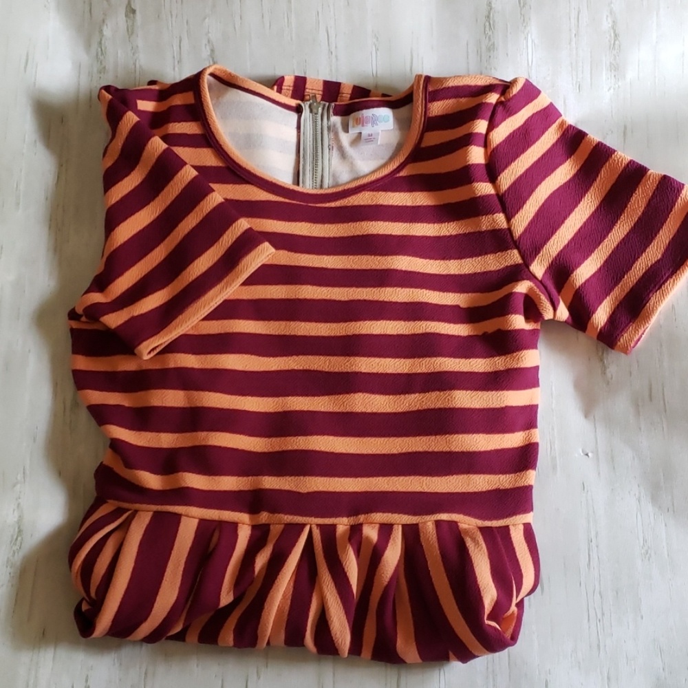 LuLaRoe Amelia - Size Medium